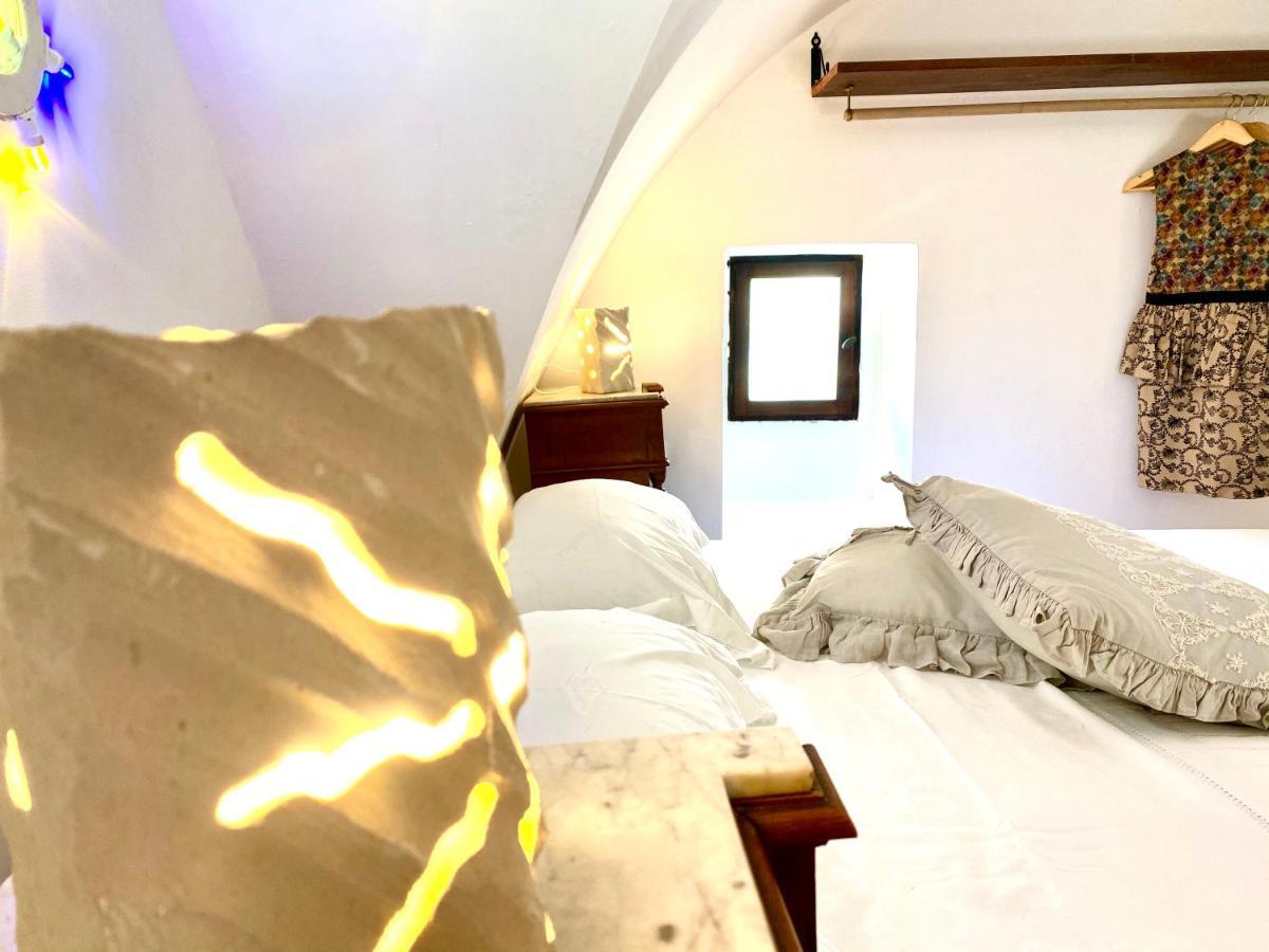 Ca Strignano Suite, Typical House 카스트리냐노델카포 외부 사진
