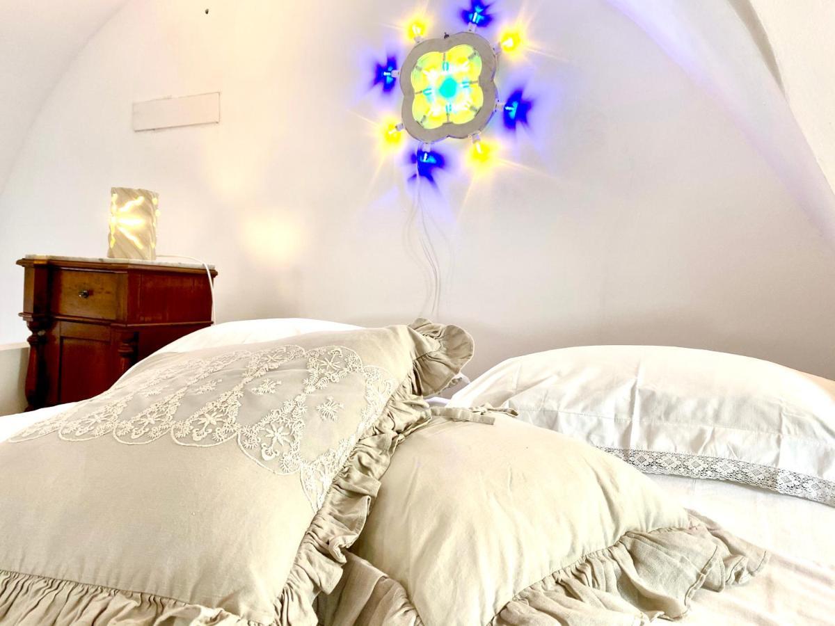 Ca Strignano Suite, Typical House 카스트리냐노델카포 외부 사진