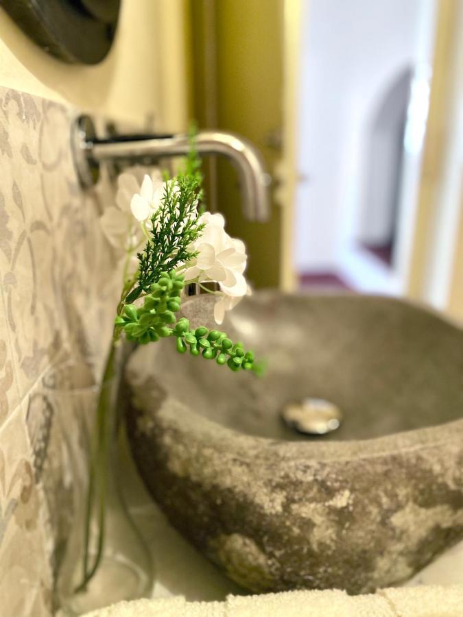 Ca Strignano Suite, Typical House 카스트리냐노델카포 외부 사진